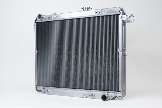 Lexus LX470 98-07 4.7 V8 / Toyota Landcruiser 98-07 Radiator