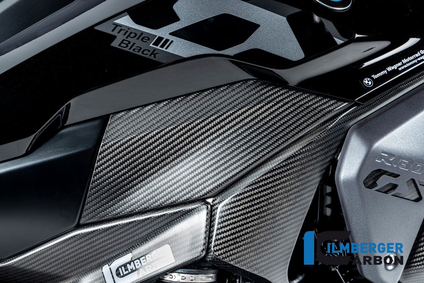 Lower tank cover right (upper piece) BMW R 1300 GS from 2023