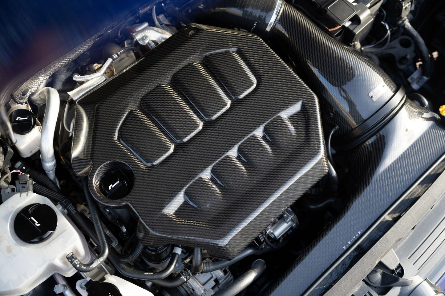 Golf MK8 Engine Cover