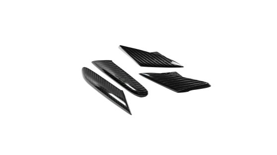 Ferrari Purosangue cover engine bonnet / frontbumper visible carbon