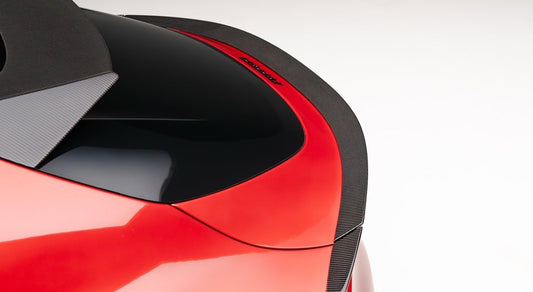 Ferrari Purosangue rearspoiler visible carbon