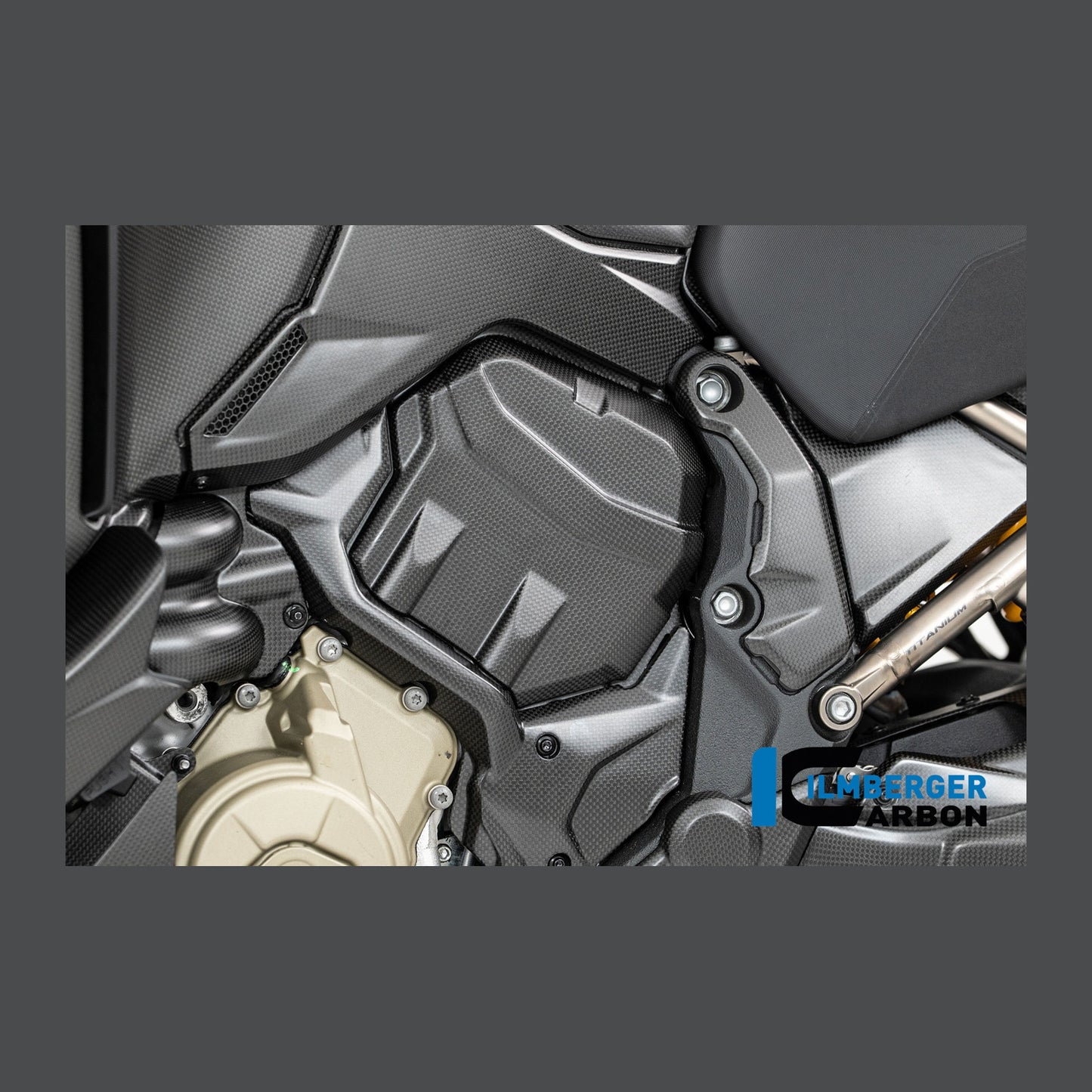 Cylinder head cover left Ducati Multistrada V4 2025