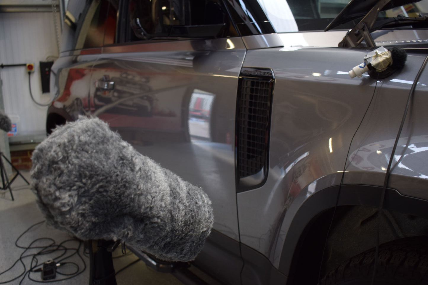 Land Rover Defender D200 D240 D250 D300 90 & 110 Sport System w/ Sound Generator