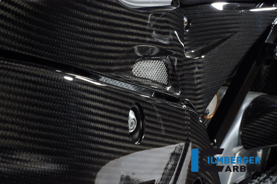 Left side cover on the tank BMW S 1000 RR Straße