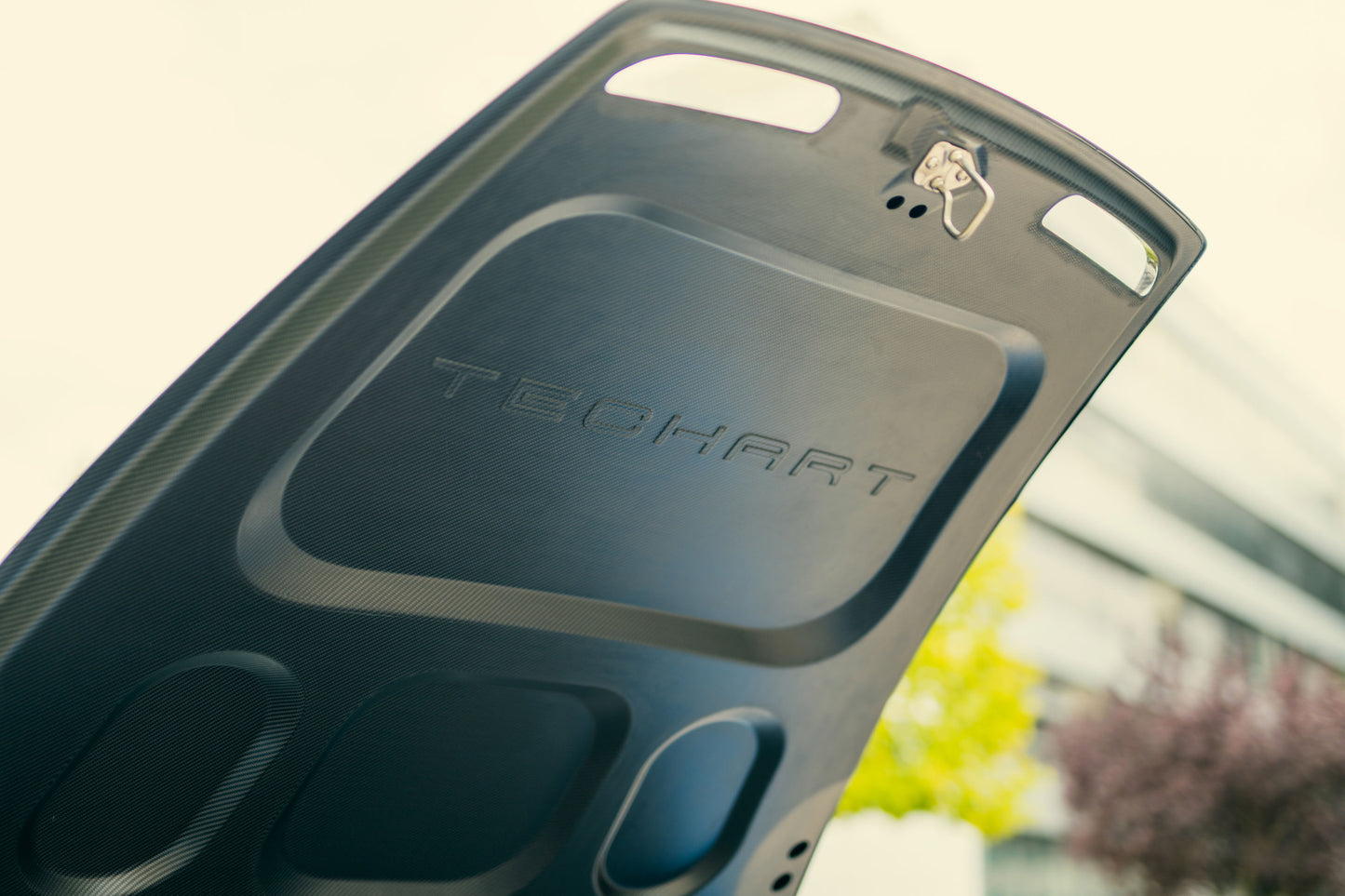 Porsche 992 Aero hood with carbon fiber duct