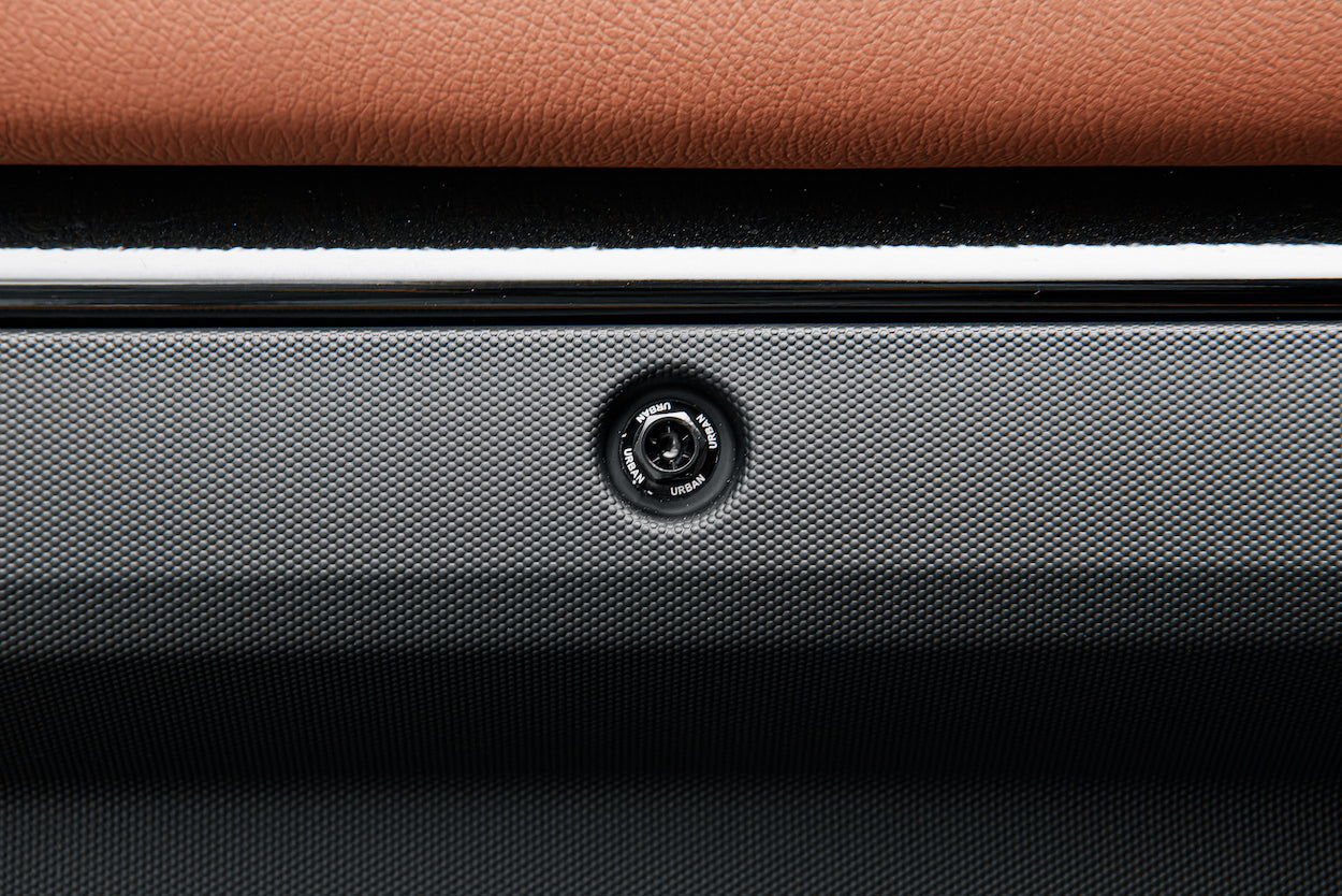 Defender L663 110/130 URBAN Interior