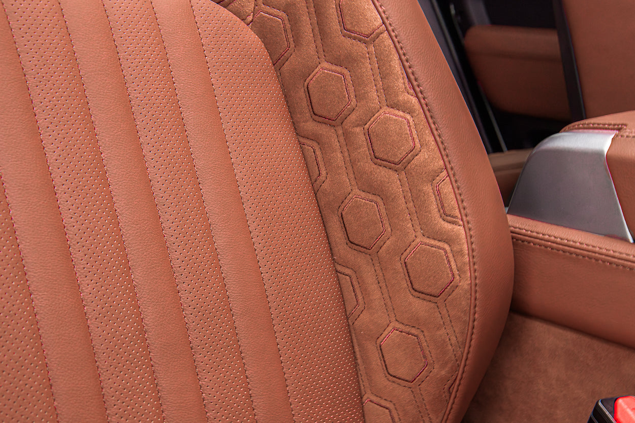 Defender L663 110/130 URBAN Interior