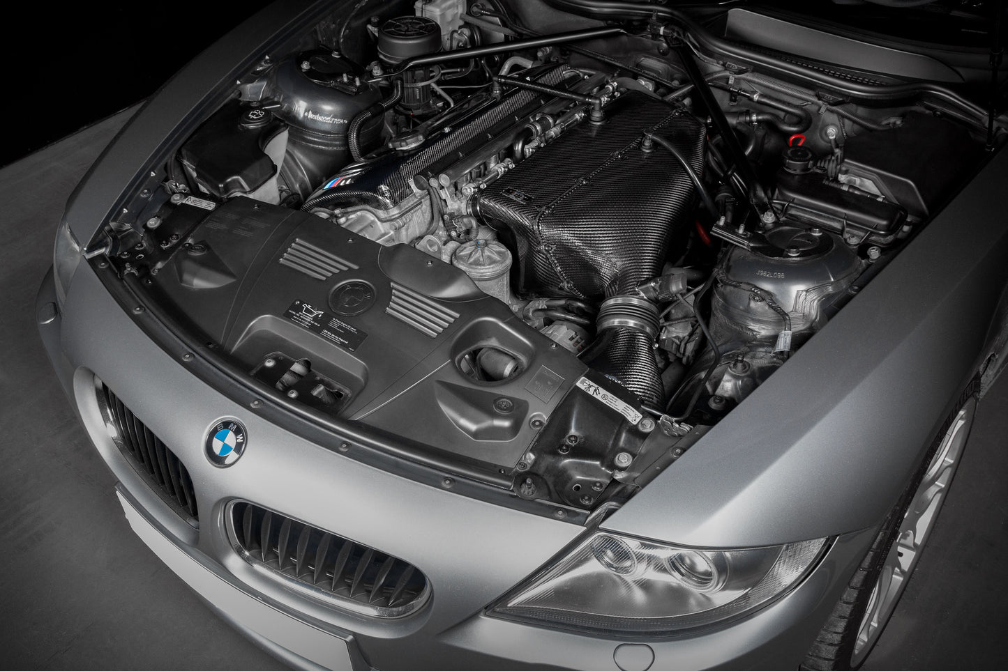 BMW Z4M Hybrid Carbon Airbox with Full Carbon Intake