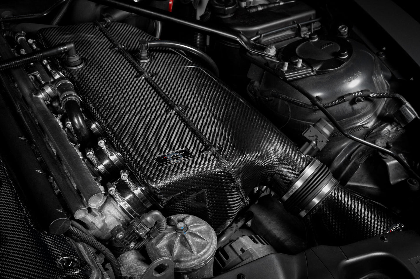 BMW Z4M Hybrid Carbon Airbox with Full Carbon Intake