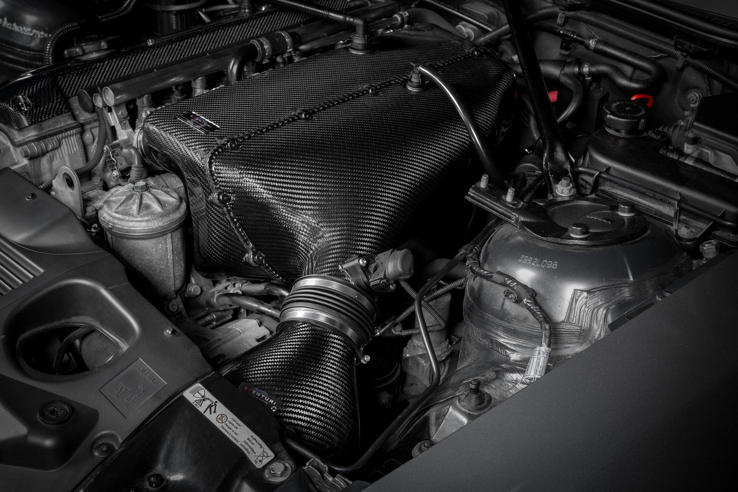 BMW Z4M Hybrid Carbon Airbox with Full Carbon Intake