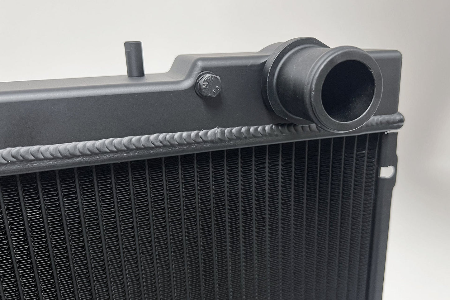 Nissan Skyline R32 GT-R/GTS 89-94 Radiator Black
