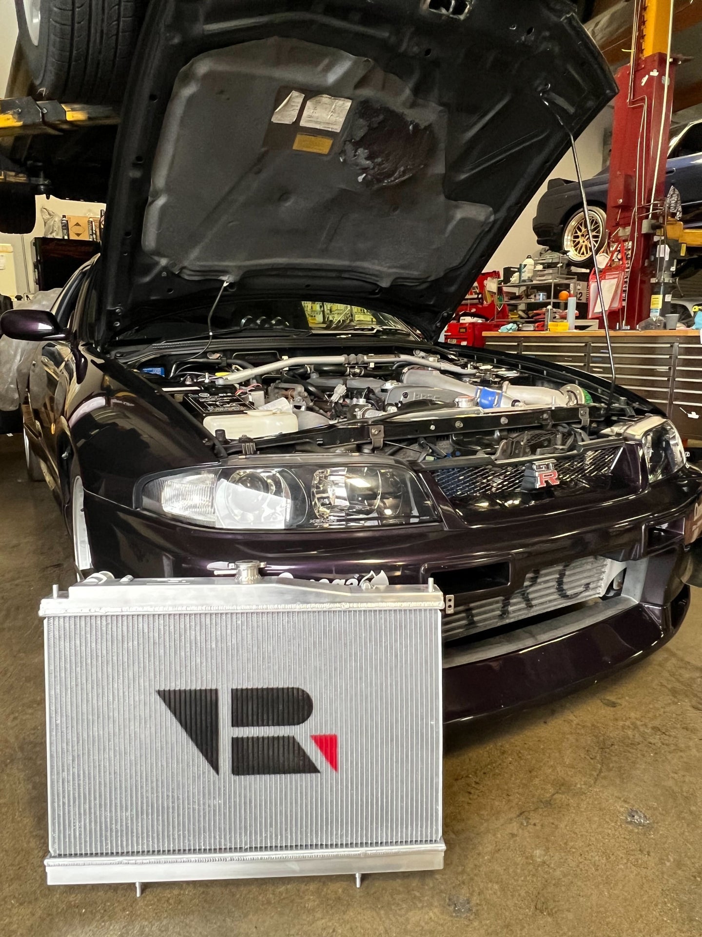 Nissan Skyline R33 GT-R 95-98 Radiator Black