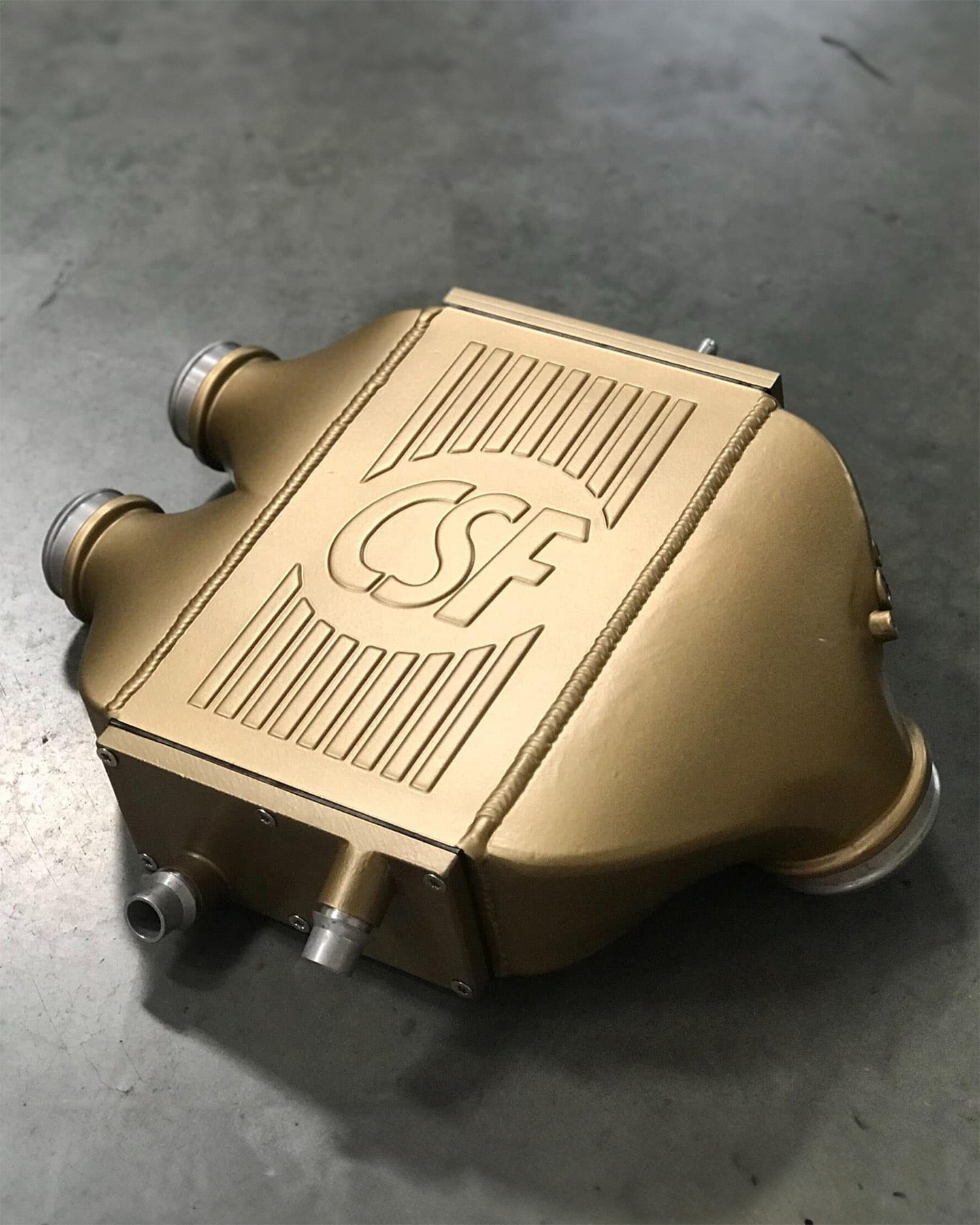 BMW F8X M3/M4/M2C Top Mount Charge Air Cooler Raw