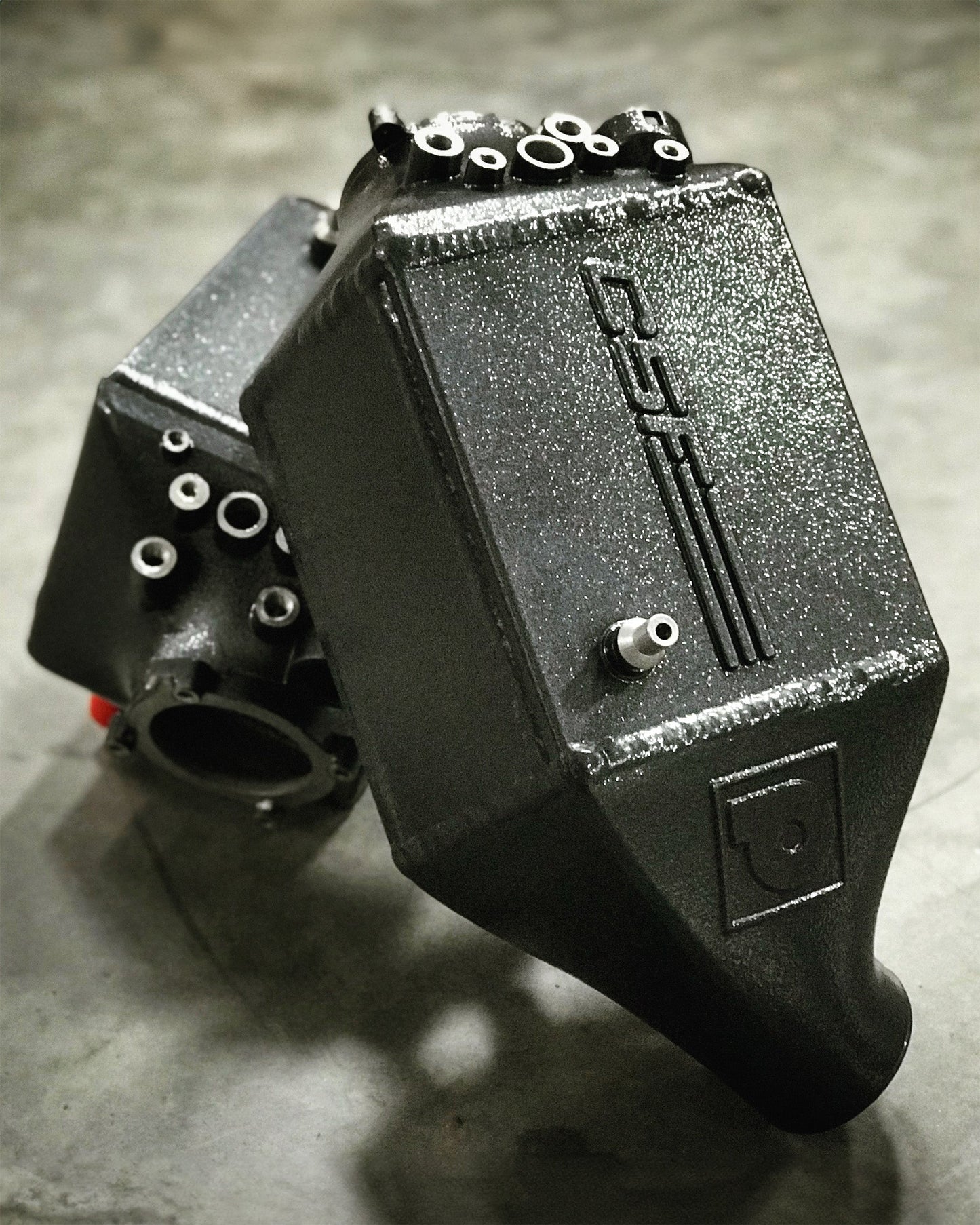 BMW F1X M5/M6 Twin Charge Air Cooler Set Black