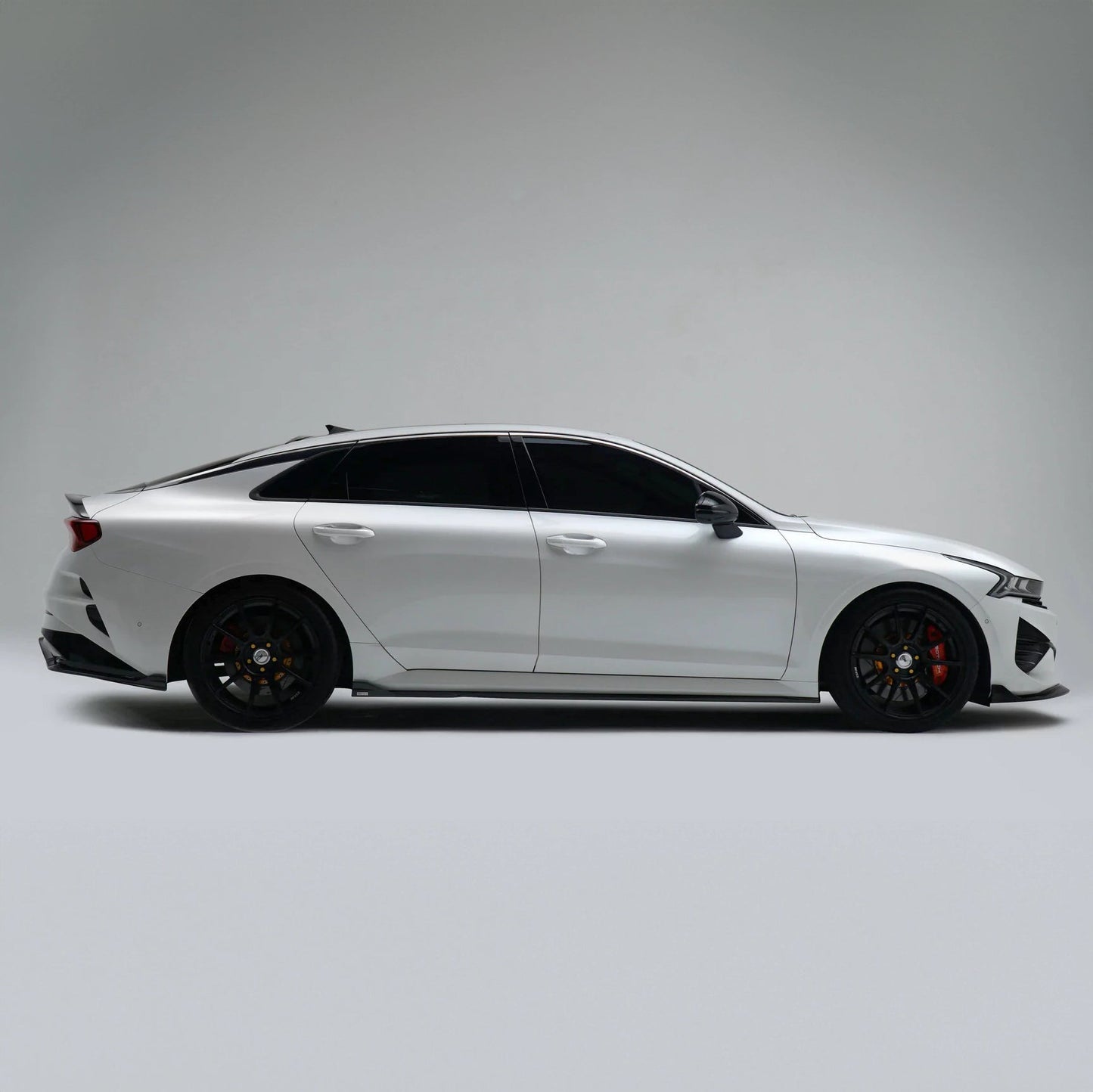 Kia K5 DL3 Side Skirts