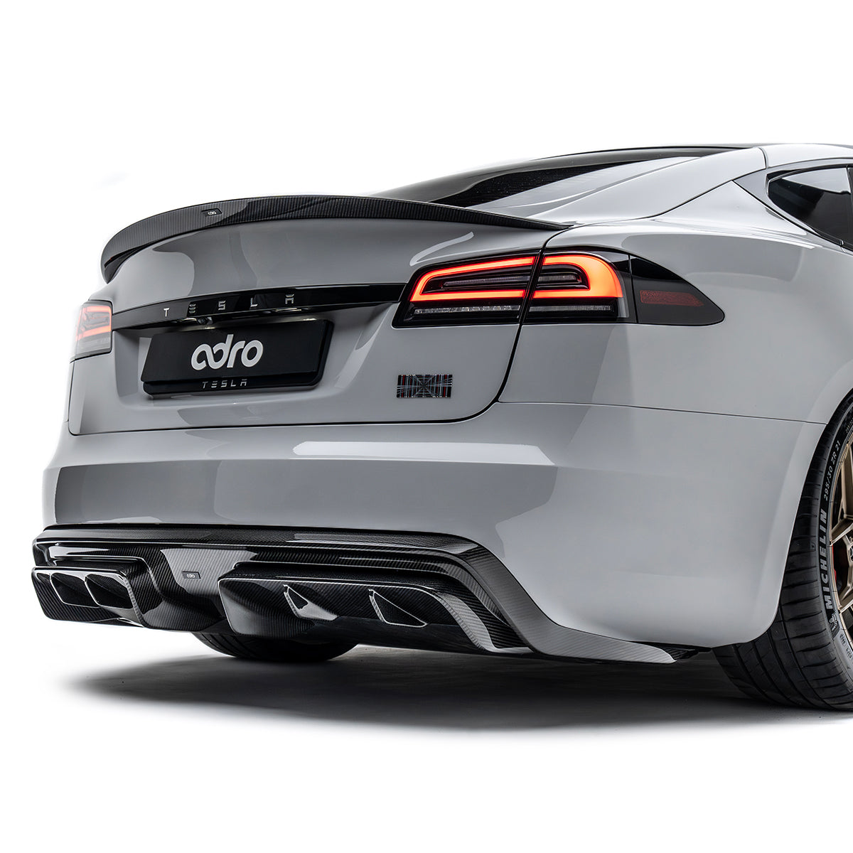 Tesla Model S Plaid Rear Diffuser