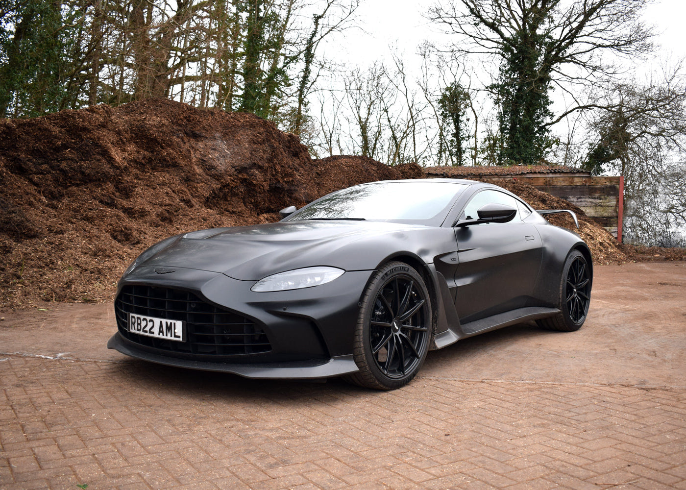Aston Martin V12 Vantage Race Catalysts