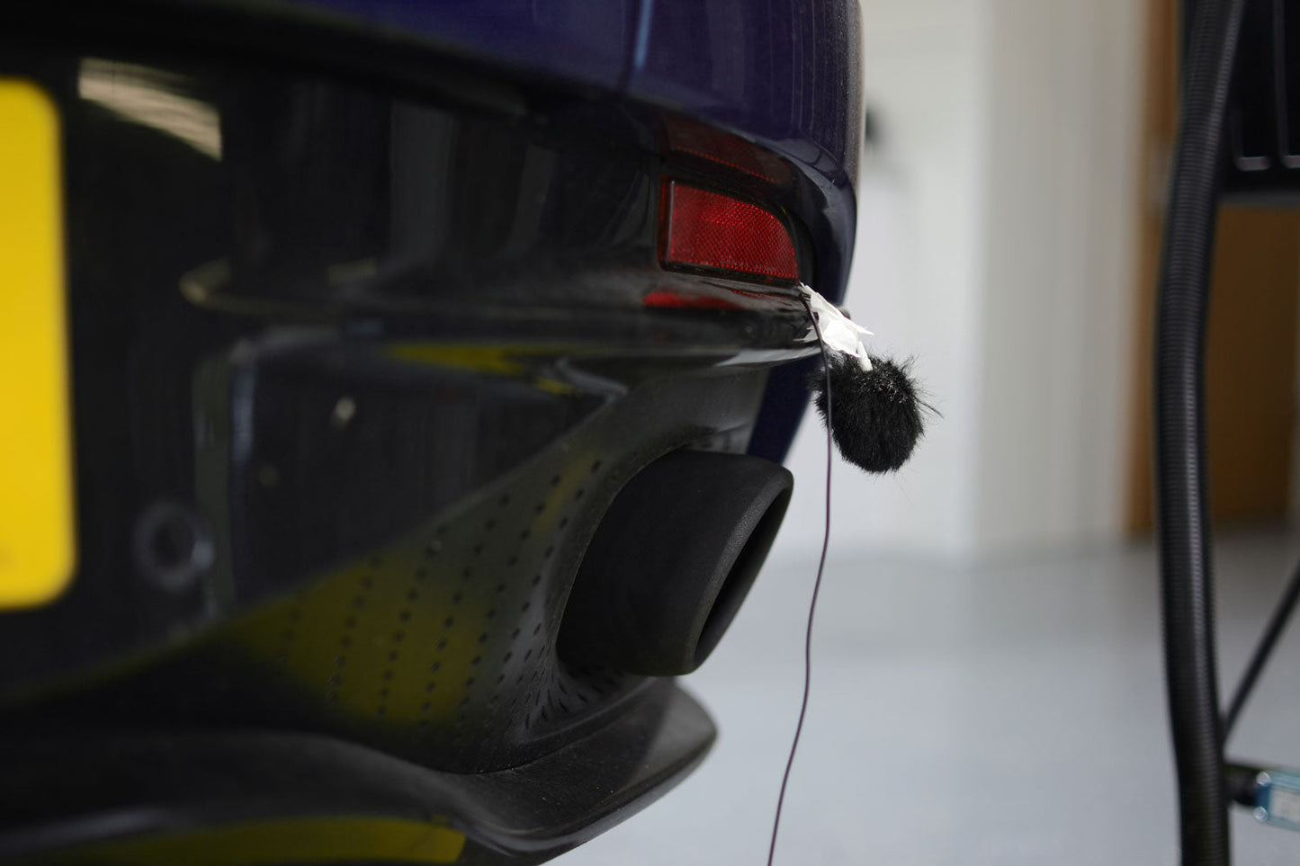 Aston Martin DB11 V8 Titan Sport Rear Section