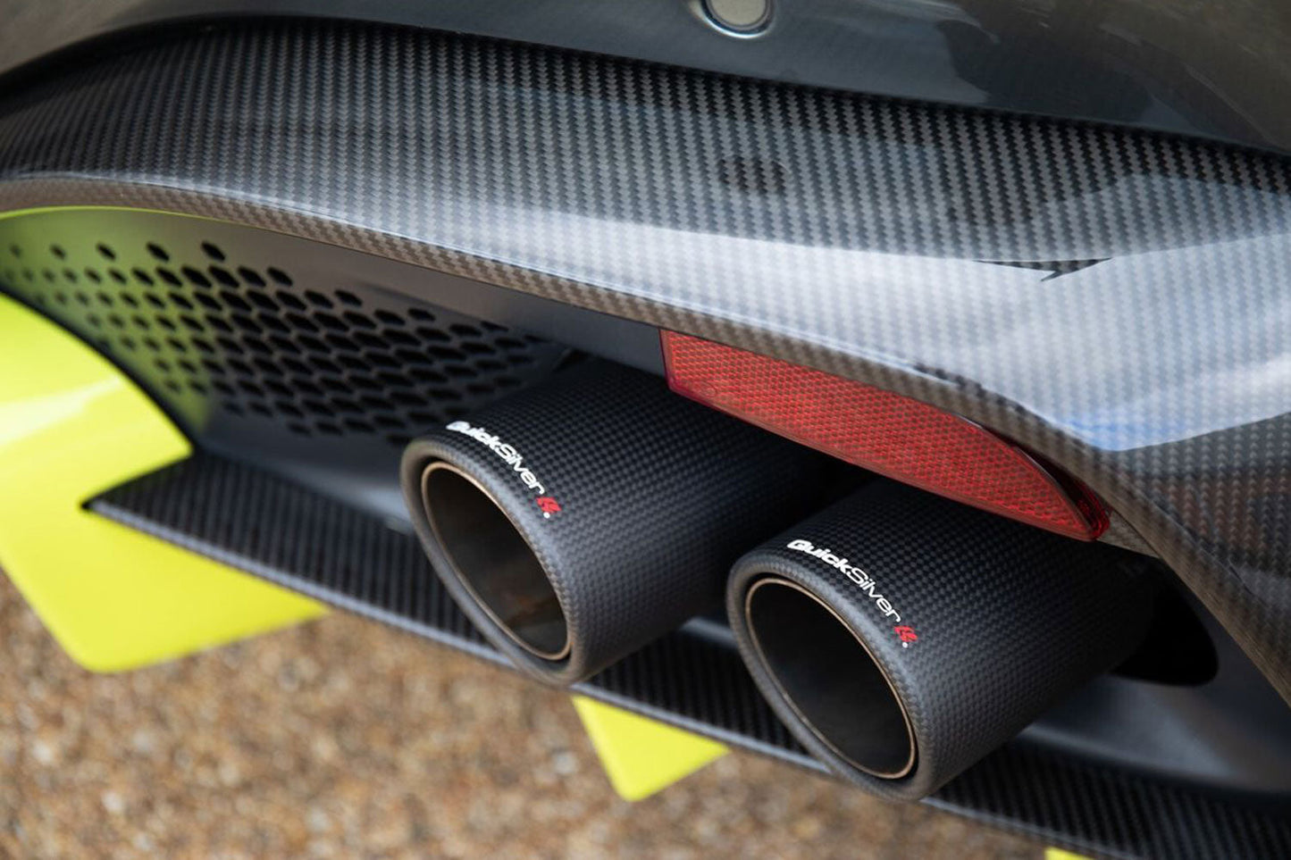 Aston Martin V8 Vantage System w/ Sound Architect