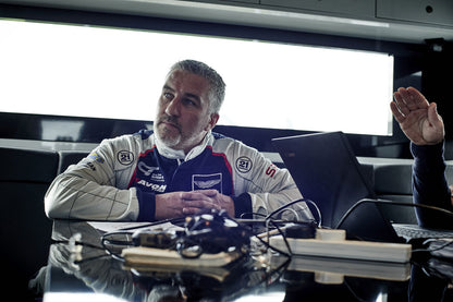 Aston Martin V8 Vantage Sport System w/ Sound Architect