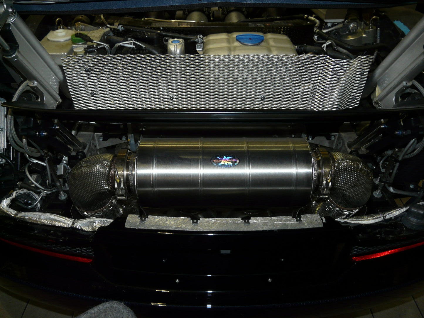Bugatti Veyron - Super Sport and Grand Sport Vitesse Titanium Sport System