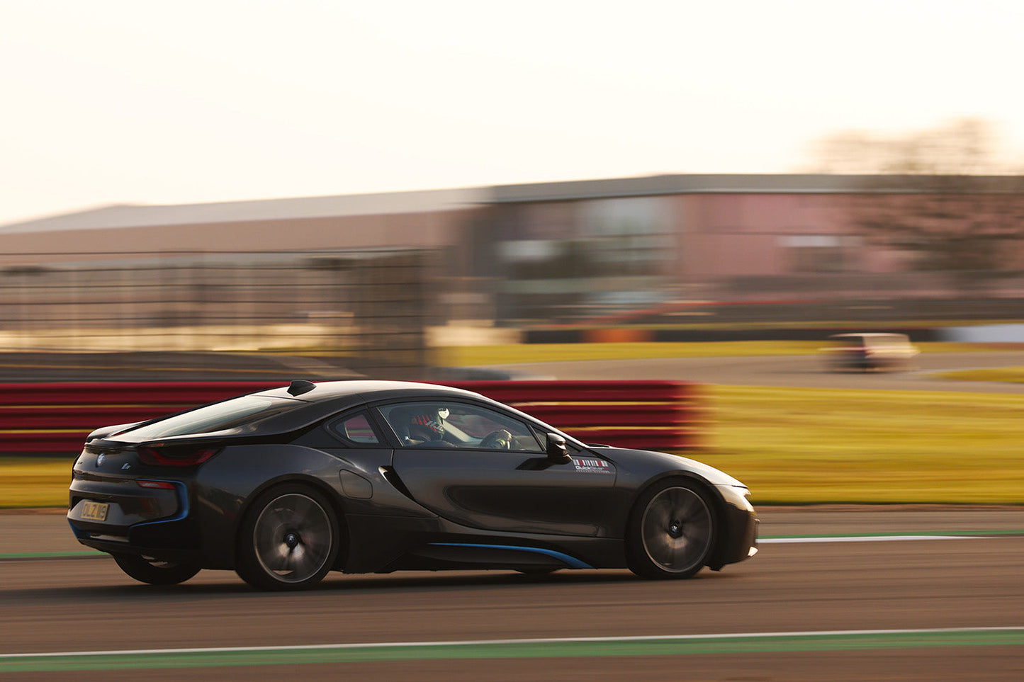 BMW i8 Sound Architect Titan System