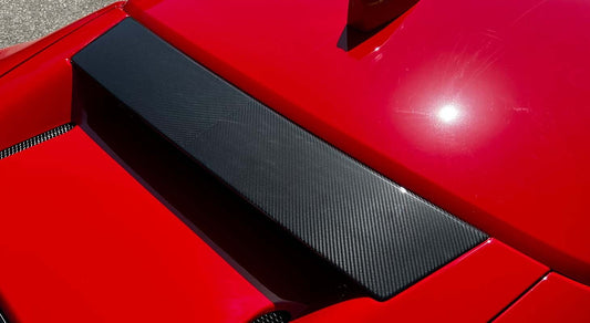 Ferrari SF90 roofspoiler visible Carbon only for Coupe
