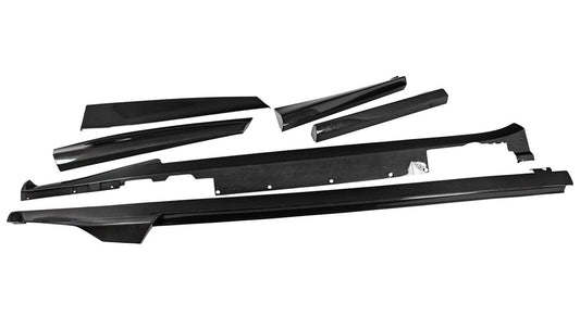 Ferrari Purosangue side panels visible Carbon (original Look)