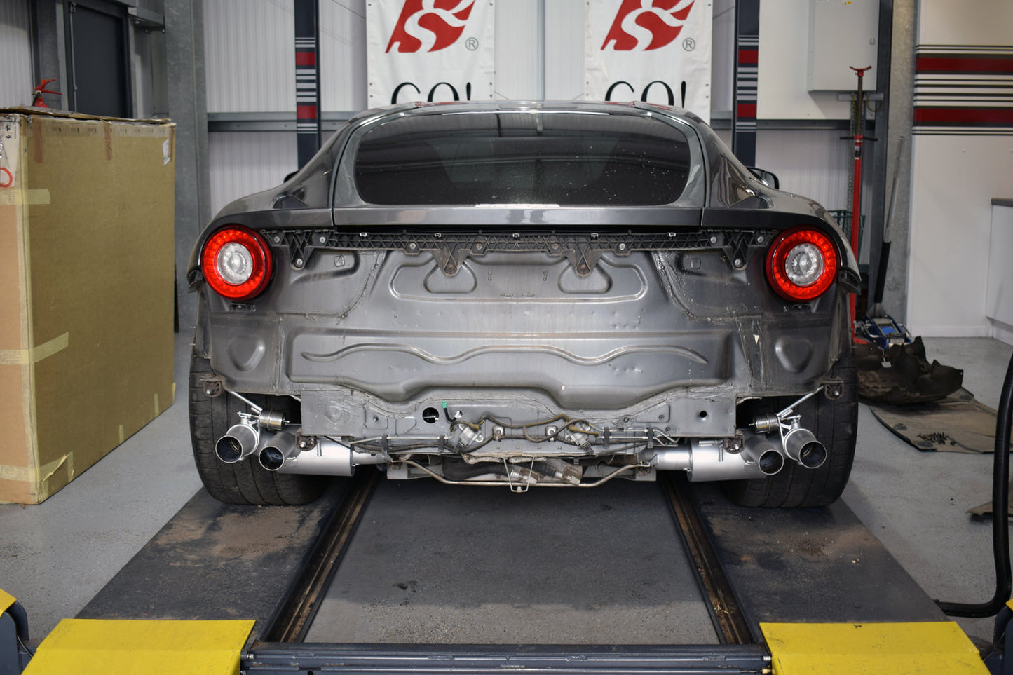 Ferrari F12 Berlinetta Titanium Sport System w/ Valves
