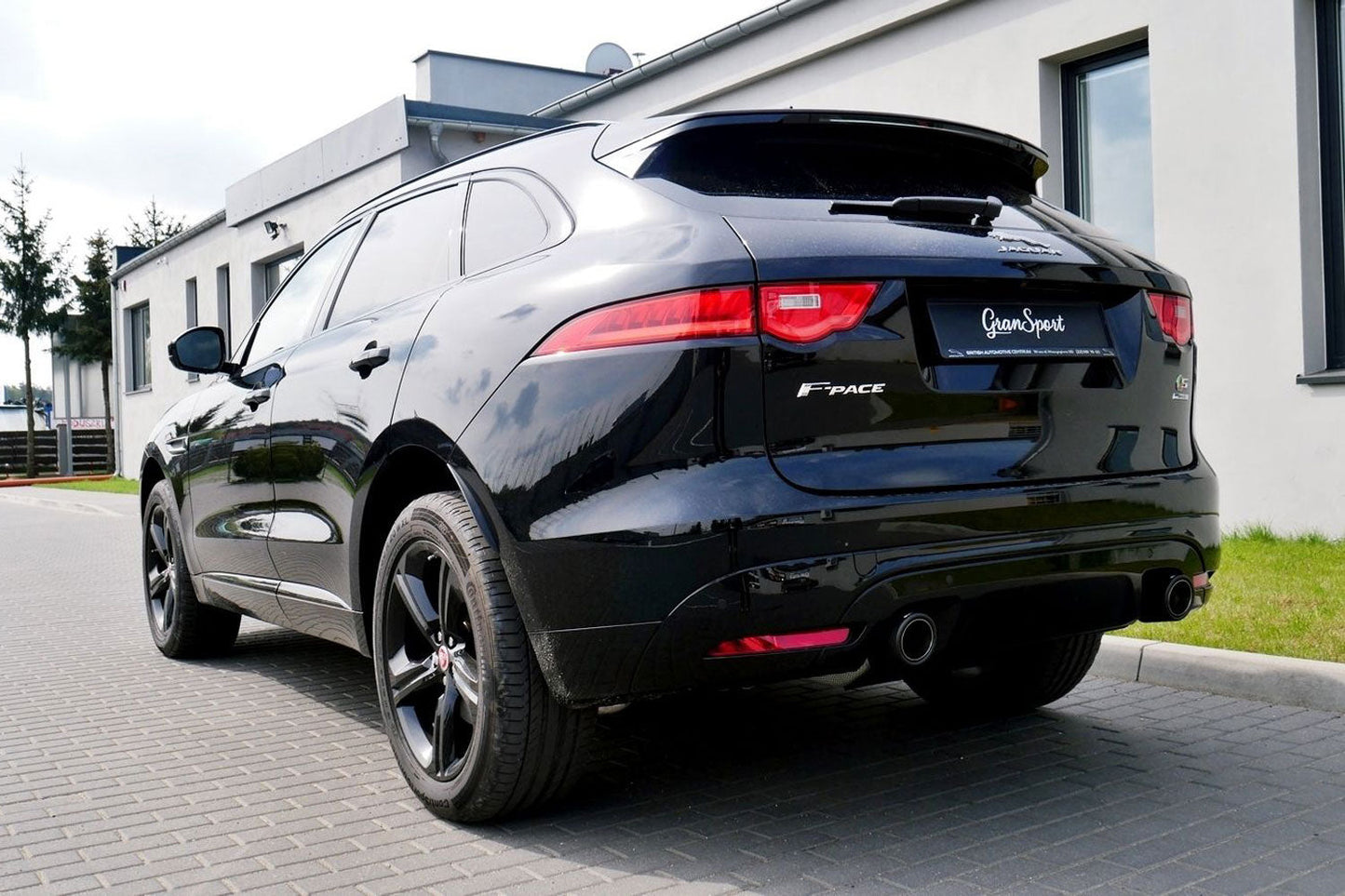 Jaguar F Pace 250 300 400 2.0 Petrol Sport Rear Sections