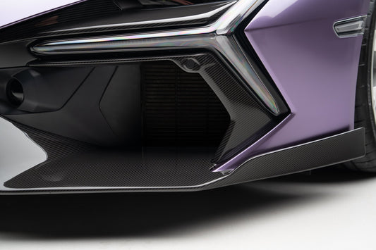 Lamborghini Revuelto Front cover visible carbon