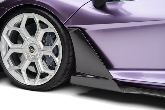 Lamborghini Revuelto Fin side panels (original Look) visible carbon