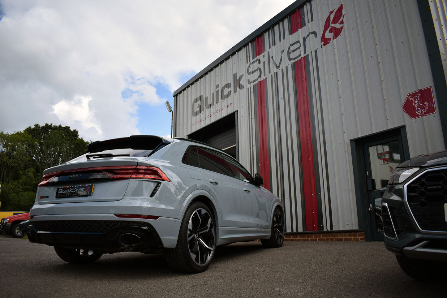 Lamborghini Urus / RSQ8 Catalyst Delete Pipes