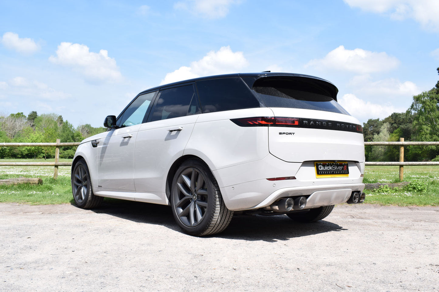 Range Rover Sport 3.0 P400 P440e P460e P510e P550e Sport System w/ Sound Architect - APP