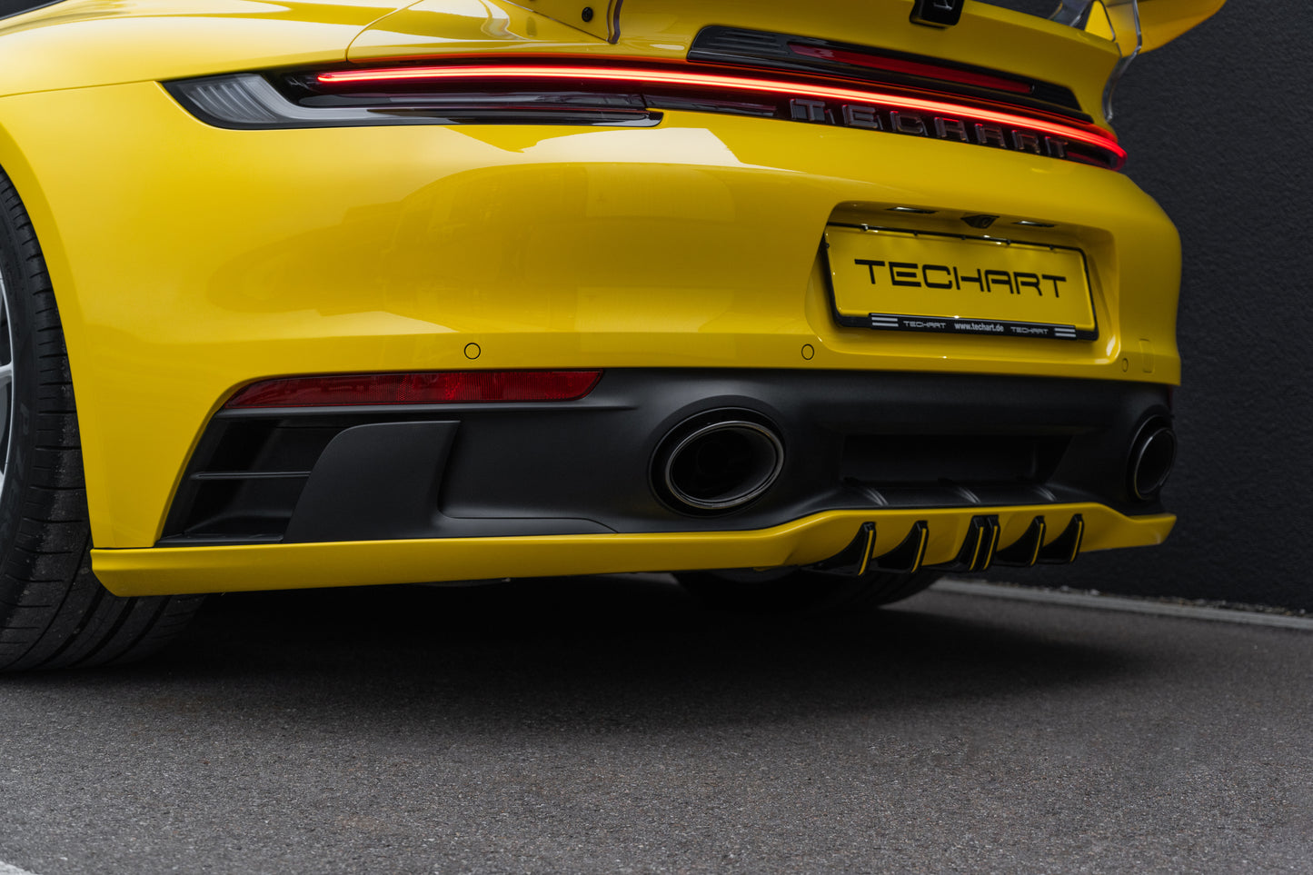 Porsche 992 Carrera with SportDesign rear apron Diffuser attachment rear bumper