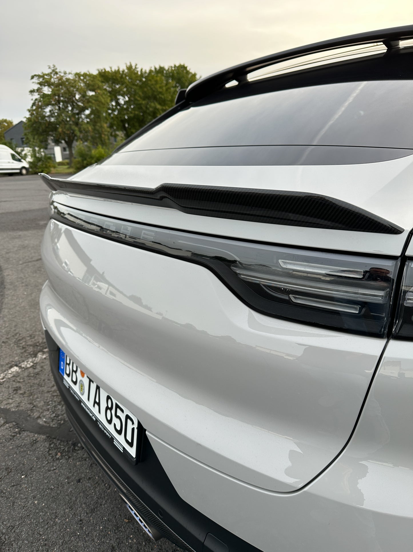 Porsche 9YA Cayenne Coupe from model year 2018 Rear Spoiler