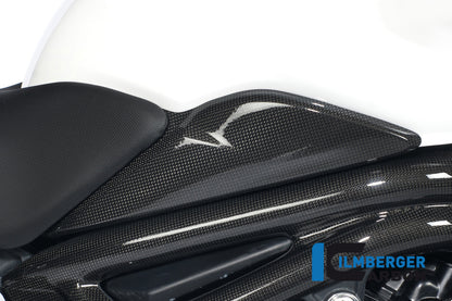Tank side cover right Carbon