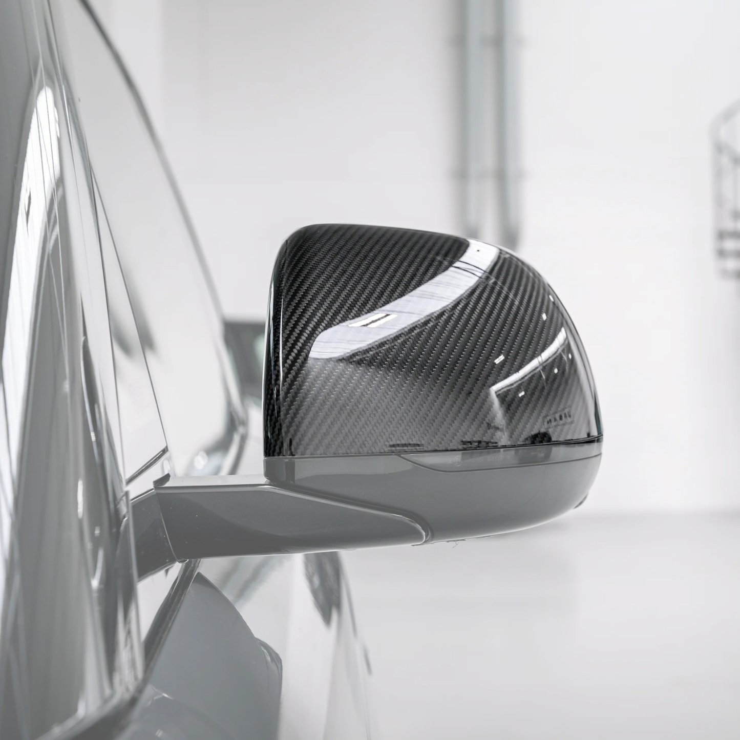 Range Rover L460/L461 Visual Carbon Fibre Wing Mirror Covers (L460/L461)